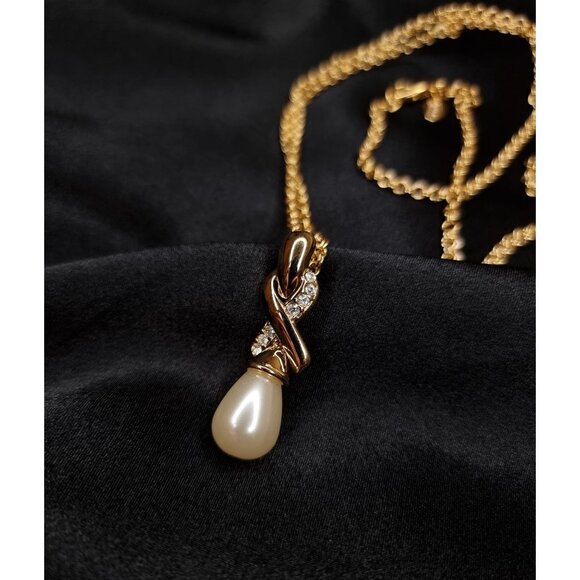 Vintage NOLAN MILLER Signed Gold-Tone Necklace With Faux Pearl Drop Pendant - Picture 1 of 6